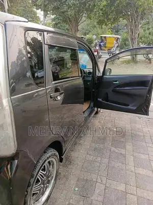 Move Custom RS 2014 Model Black Sedan