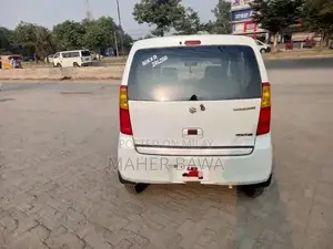 Suzuki Wagon R Compact Hatchback - Well-Maintained City Car