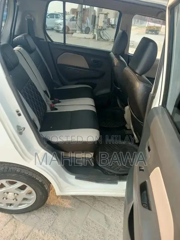 Suzuki Wagon R Compact Hatchback - Well-Maintained City Car