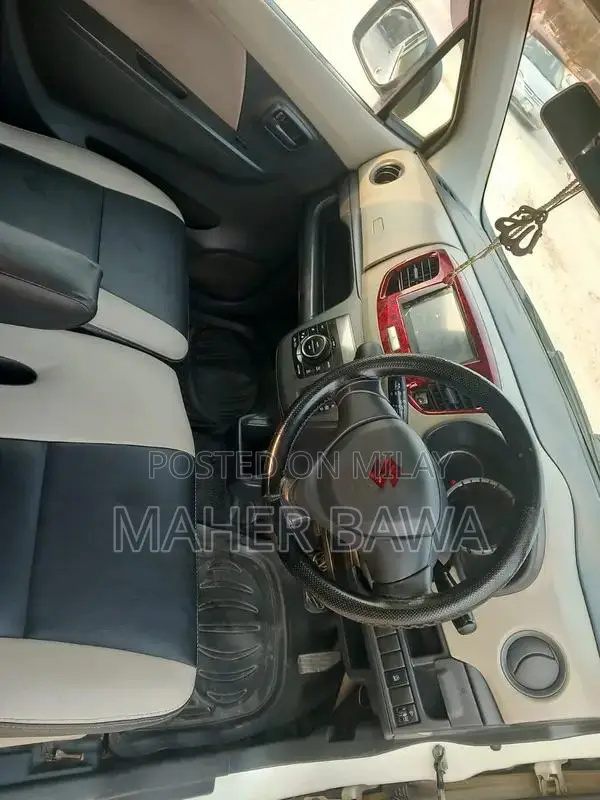 Suzuki Wagon R Compact Hatchback - Well-Maintained City Car