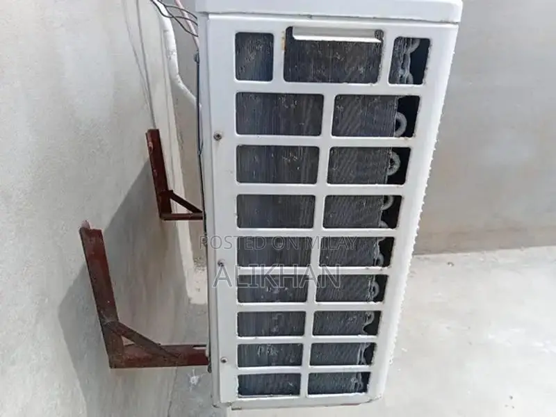 Haier 1 Ton DC Inverter Air Conditioner