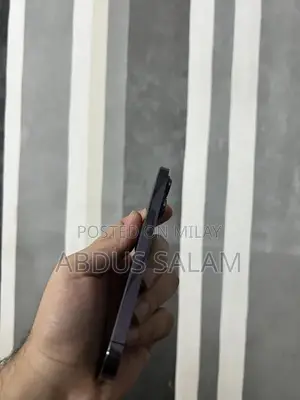 Pro Model Smartphone - High Performance Purple Edition