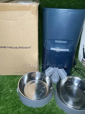 Photo - Smart WiFi Automatic Pet Feeder with Timer and Voice Control