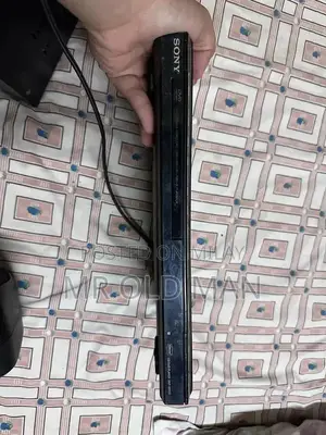 Sony DVD/CD Player with Dolby Vision and DTS Audio