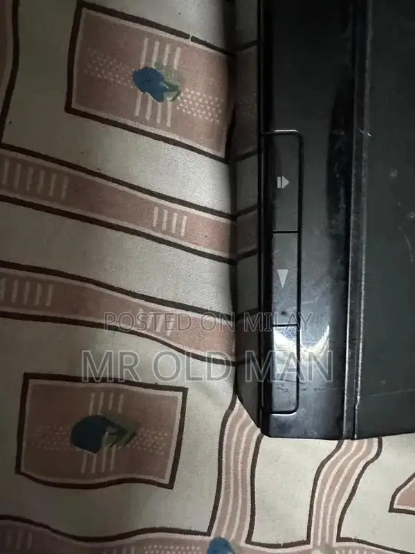 Sony DVD/CD Player with Dolby Vision and DTS Audio