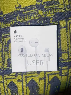 Photo - Apple Lightning Wired Earphones - Brand Original Accessory