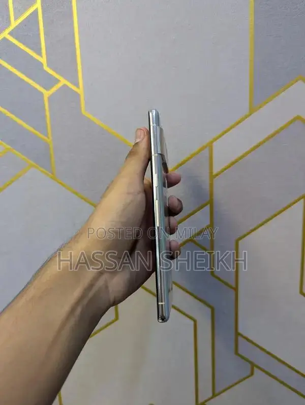 Google Pixel 7 Pro Smartphone High-Performance Device