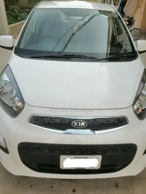 Kia Picanto 2022 Automatic Hatchback - White Full Option