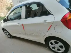 Kia Picanto 2022 Automatic Hatchback - White Full Option