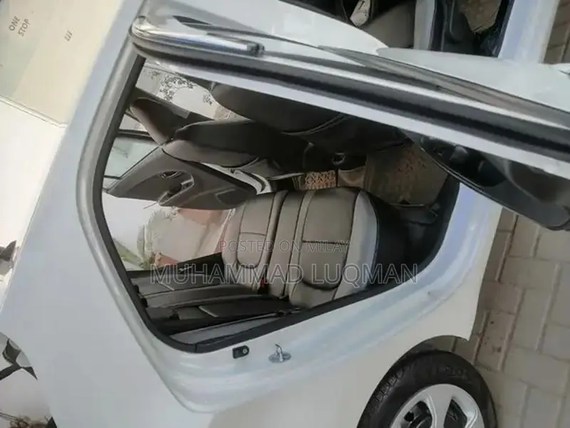 Kia Picanto 2022 Automatic Hatchback - White Full Option