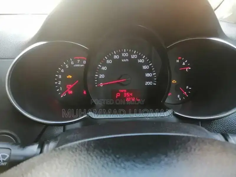 Kia Picanto 2022 Automatic Hatchback - White Full Option