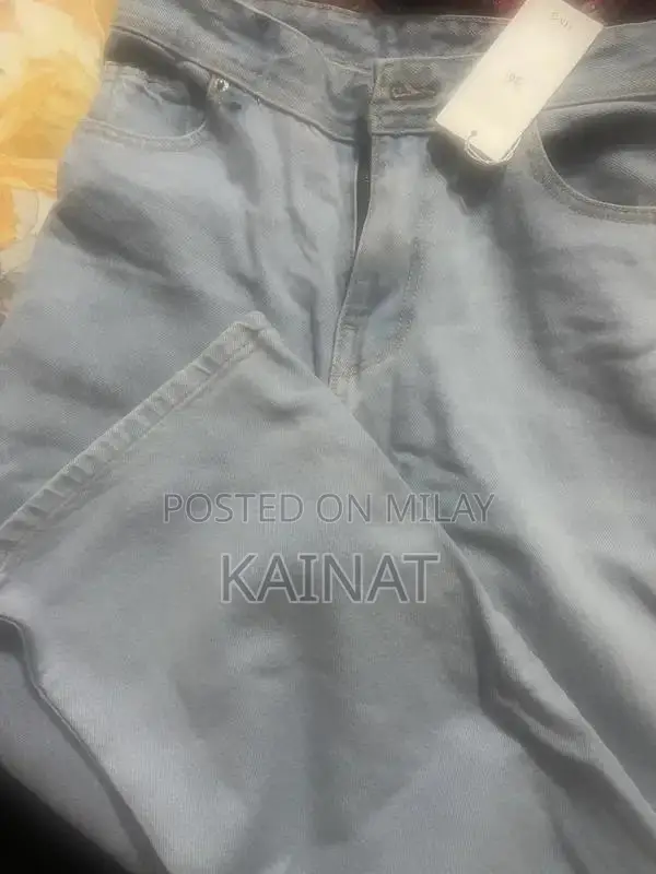 Women's Denim Flapper Style Jeans - Modern Casual Fit