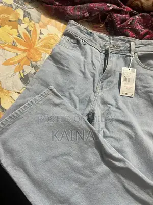 Women's Denim Flapper Style Jeans - Modern Casual Fit