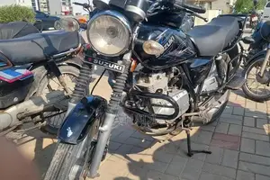 Photo - Suzuki GS 150 SE Motorcycle - Excellent Condition Commuter Bike