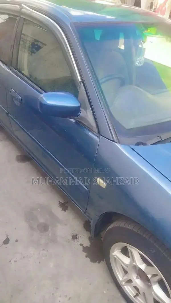 Honda Civic VTI Prosmatic Sedan - Reliable Compact Car