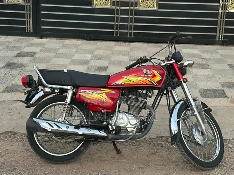 Honda CG 125 Motorcycle - 2021 Model, Low Mileage