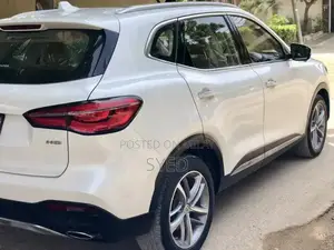 MG HS Trophy Edition 2022 Compact SUV