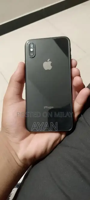 Apple iPhone XS 64GB - Excellent Condition Smartphone