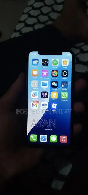 Apple iPhone XS 64GB - Excellent Condition Smartphone