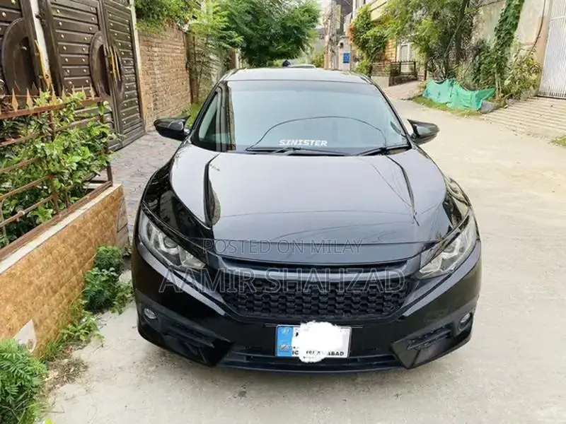 Honda Civic 1.8 Oriel I-VTEC Sedan - 2016 Model