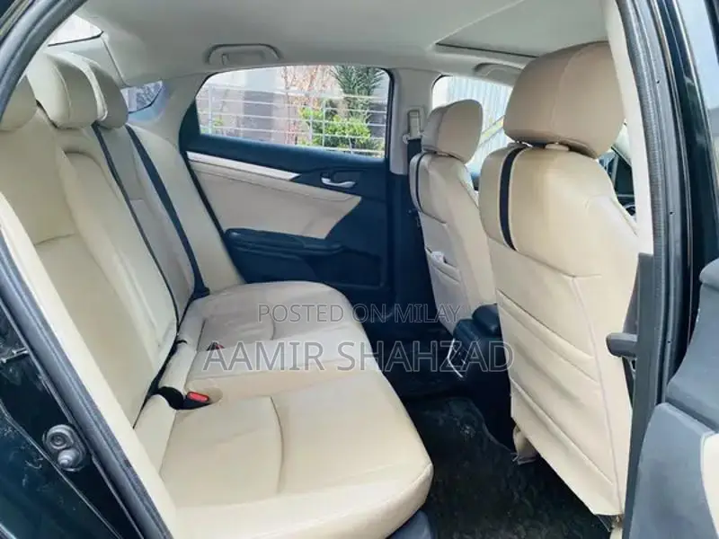 Honda Civic 1.8 Oriel I-VTEC Sedan - 2016 Model