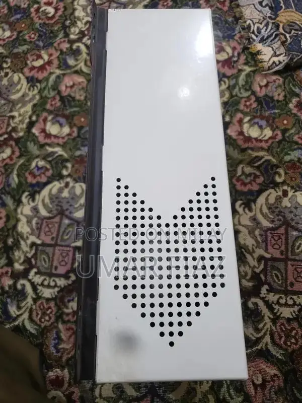 Simtek MPPT Plus Hybrid Solar Charge Controller 100A