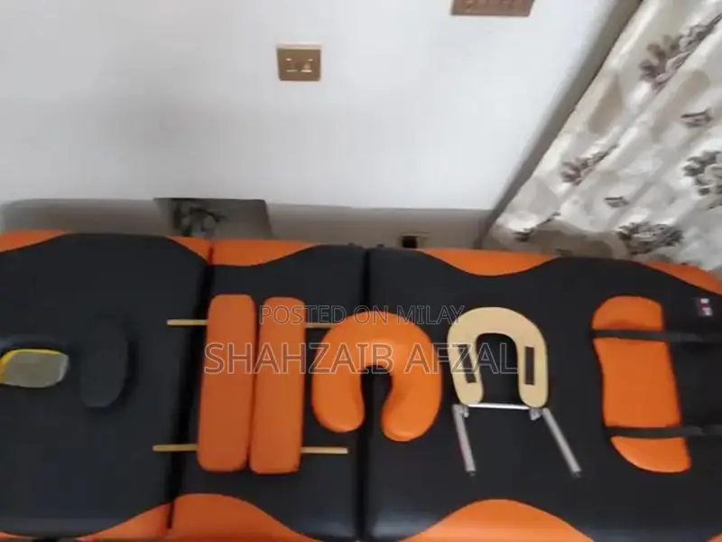 Body Sculpture Massaging Bed - Professional Home Wellness Massage Equi