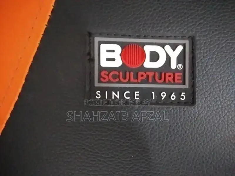 Body Sculpture Massaging Bed - Professional Home Wellness Massage Equi