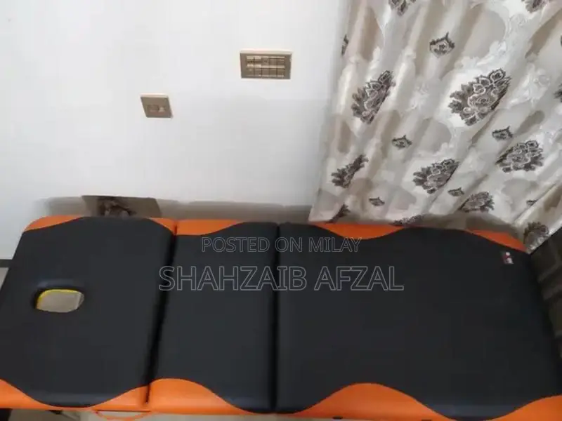 Body Sculpture Massaging Bed - Professional Home Wellness Massage Equi