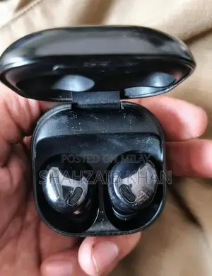Active Wireless Earbuds with Fitness Tracking Features