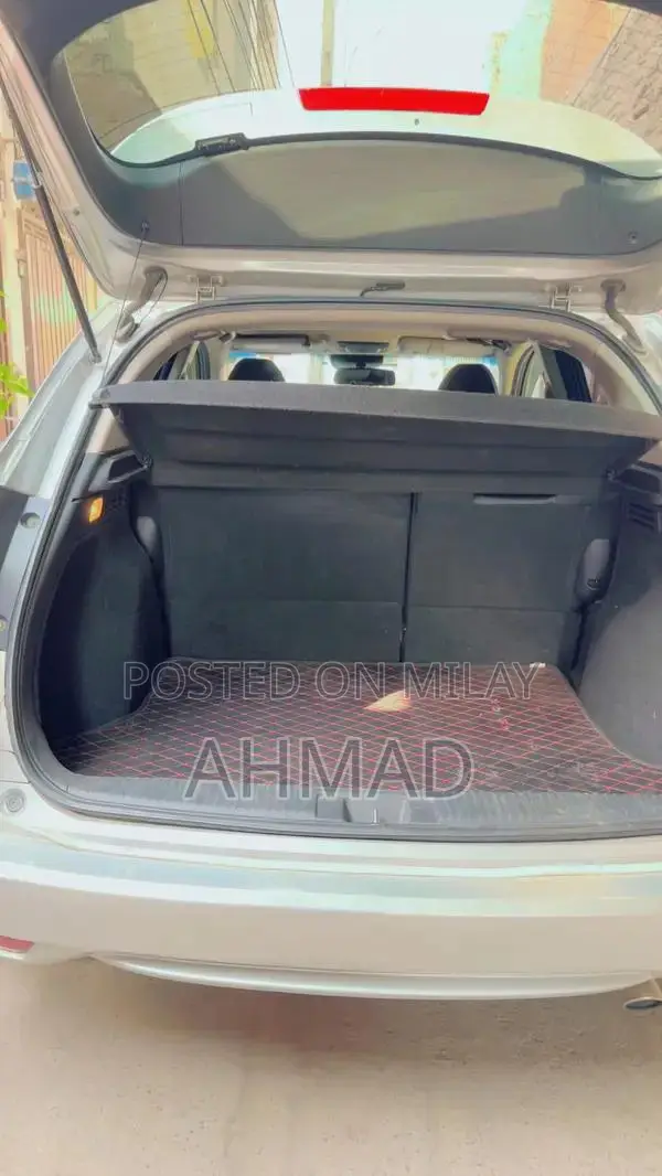 Honda Vezel 2014 - Reliable Compact SUV with Good Condition