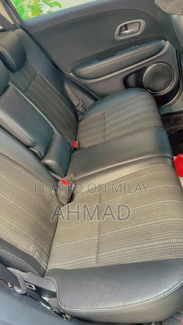 Honda Vezel 2014 - Reliable Compact SUV with Good Condition