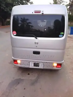 Nissan Clipper 2015 Sedan - Low Mileage Home-Used Vehicle