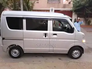 Nissan Clipper 2015 Sedan - Low Mileage Home-Used Vehicle