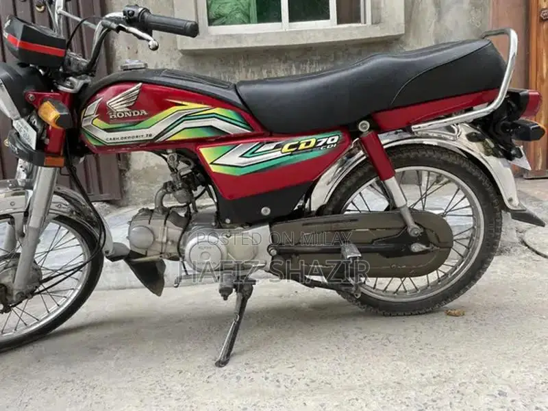 Honda CD70 2023 Motorcycle - Red Color, Excellent Condition