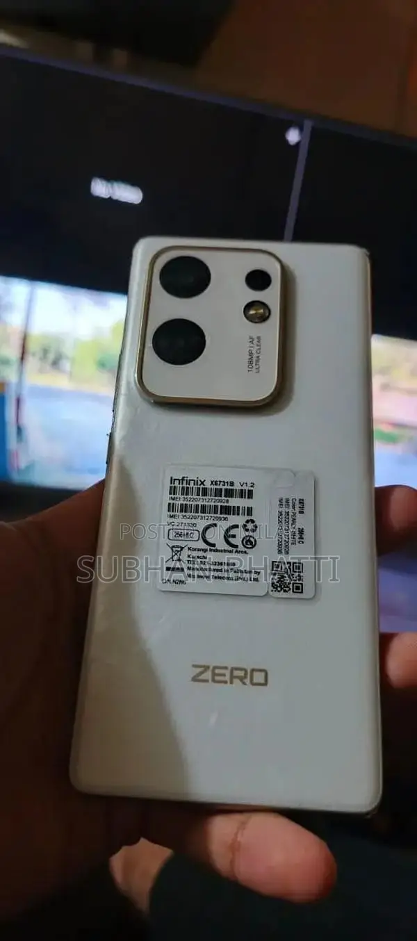 Infinix Zero 30 Smartphone - Pristine Condition with Accessories