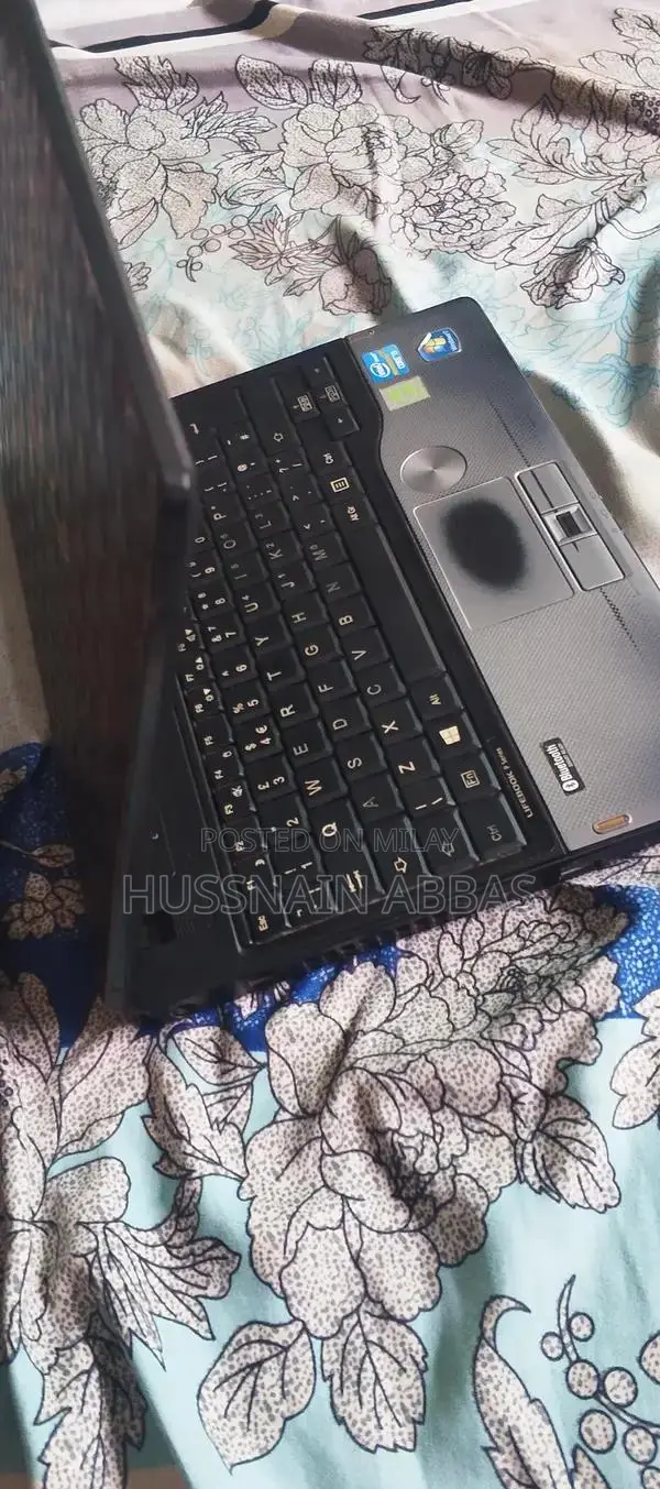 Fujitsu Lifebook P702 Laptop - Core i3 3rd Gen Business Notebook