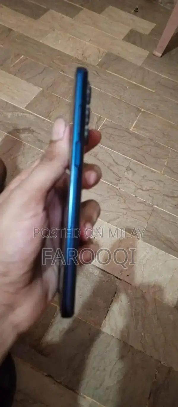 Moto Edge 2021 Smartphone - High Performance Mobile Device