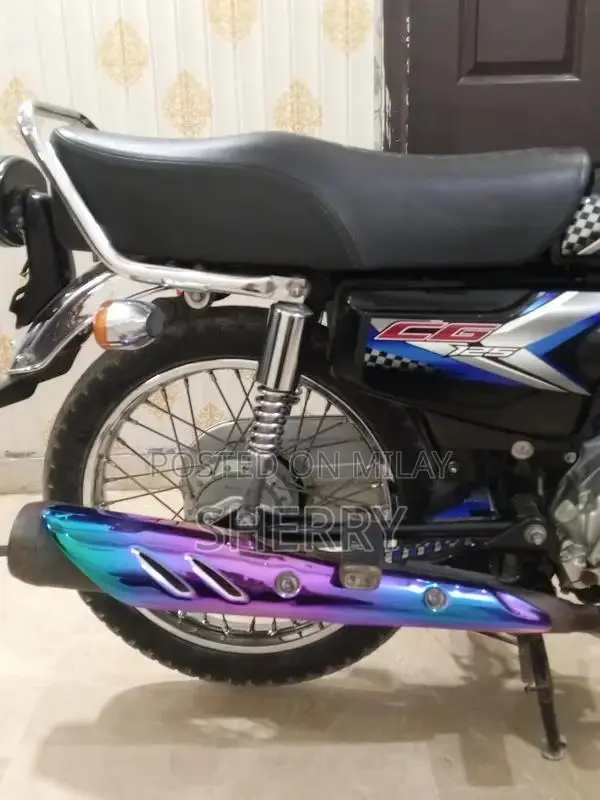 Honda CG 125 Motorcycle - Unregistered, Low Mileage Commuter Bike