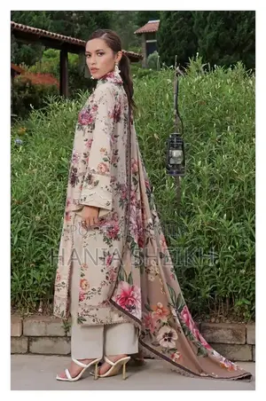 Women's Linen 3-Piece Lawn Suit - Summer Collection