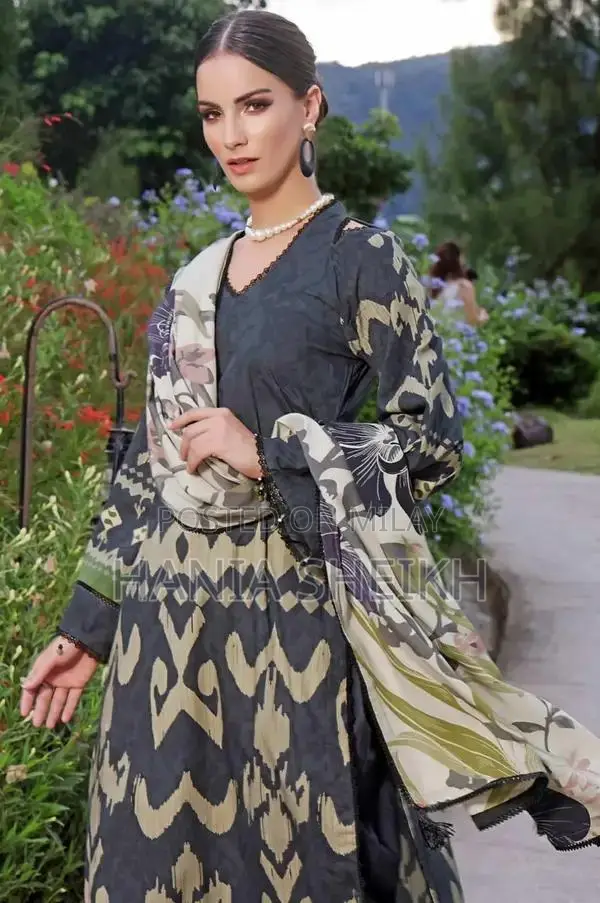 Women's Linen 3-Piece Lawn Suit - Summer Collection