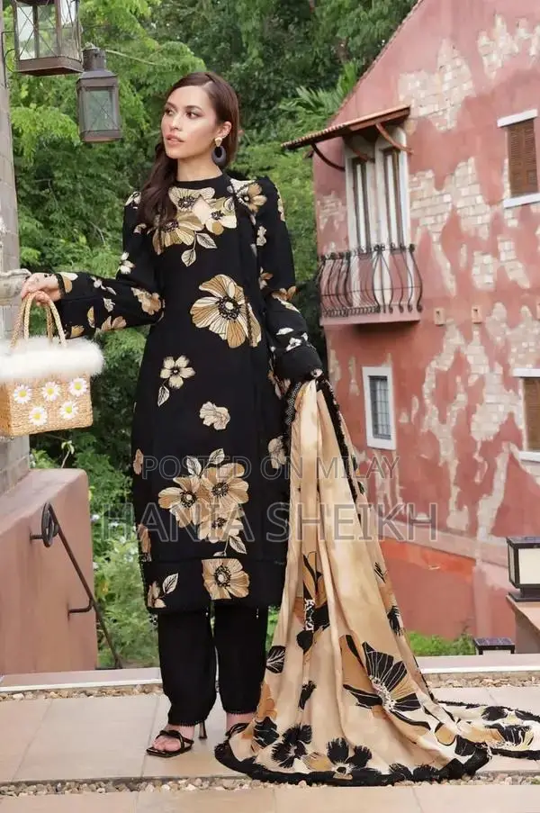 Women's Linen 3-Piece Lawn Suit - Summer Collection