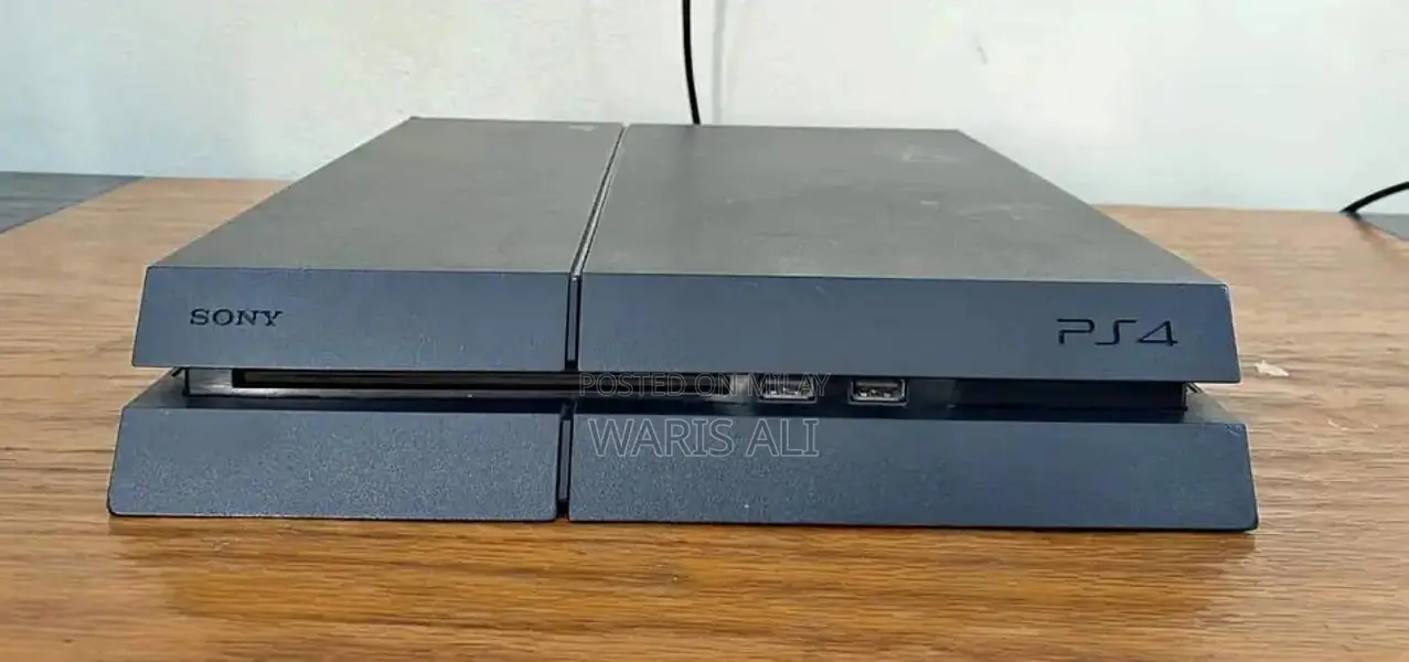 PlayStation 4 Fat Console Jailbroken on Firmware 9.00