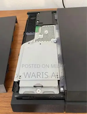 PlayStation 4 Fat Console Jailbroken on Firmware 9.00