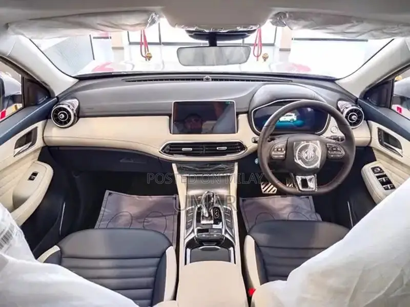 MG HS Plug-in Hybrid Electric SUV - 2025 Model