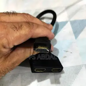 HDMI Splitter Cable: Dual Display Connector