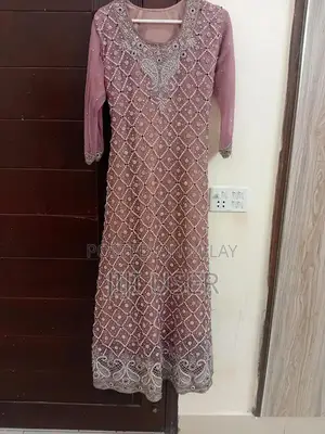 Elegant One-Time Worn Bridal Suit - Classic Wedding Attire