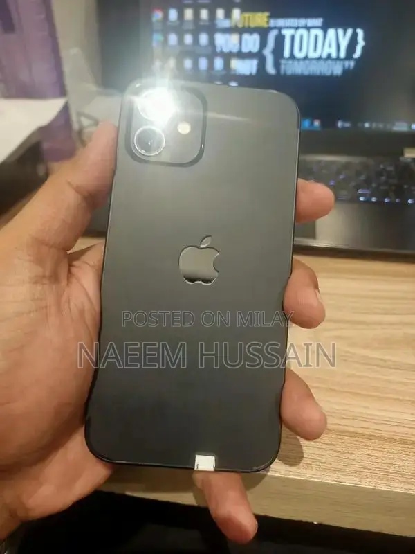 iPhone 12 64GB Black Smartphone with Apple Warranty