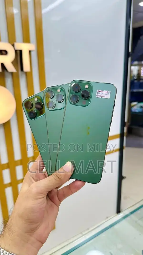 Apple Pro Max 256GB Smartphone - Sealed Physical & eSIM