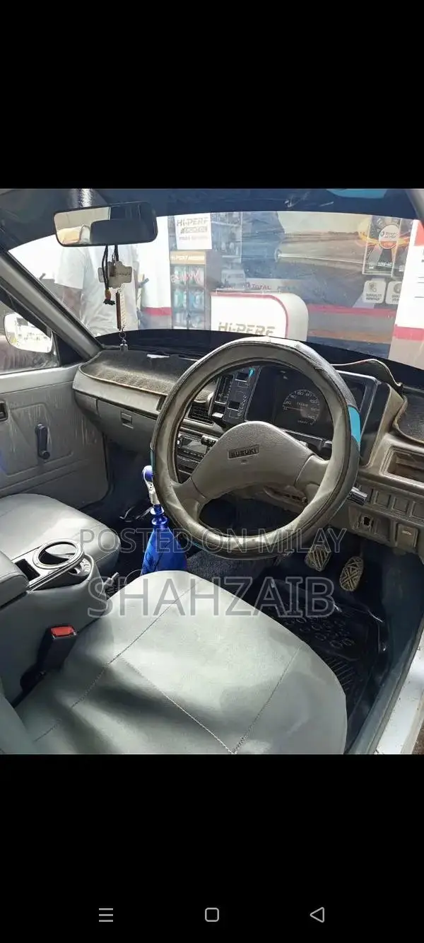 Suzuki Mehran VXR Sedan - Well Maintained Second-Hand Vehicle